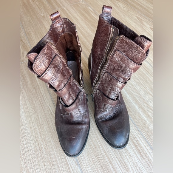 Cute ankle cowboy/ish leather boots - Picture 4 of 5